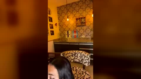 Snapshot of hotbronzeada chatting on June 15, 2026, 11:18 pm Michele online show from June 15, 2026, 11:18 pm
