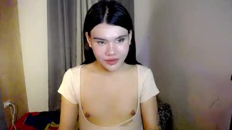 Snapshot of hotbunnyrainx chatting on March 24, 2026, 12:32 pm rain online show from March 24, 2026, 12:32 pm