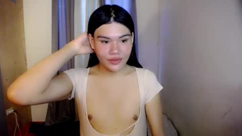 Snapshot of hotbunnyrainx chatting on April 6, 2026, 3:59 am rain online show from April 6, 2026, 3:59 am