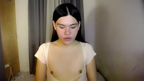 Snapshot of hotbunnyrainx chatting on April 9, 2026, 9:47 am rain online show from April 9, 2026, 9:47 am