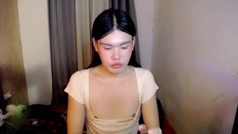 Snapshot of hotbunnyrainx chatting on April 25, 2026, 11:46 am rain online show from April 25, 2026, 11:46 am