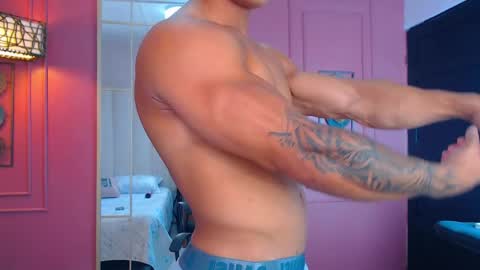 Hussain   aaron and Ekko online show from April 17, 2026, 8:12 pm