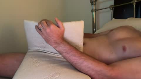 Snapshot of hotdadinshower chatting on July 20, 2026, 8:22 pm HotDadInShower online show from July 20, 2026, 8:22 pm