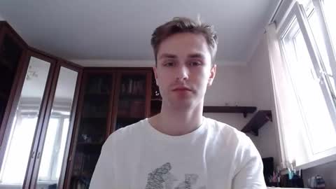 hotdicknik online show from November 9, 2025, 10:02 am