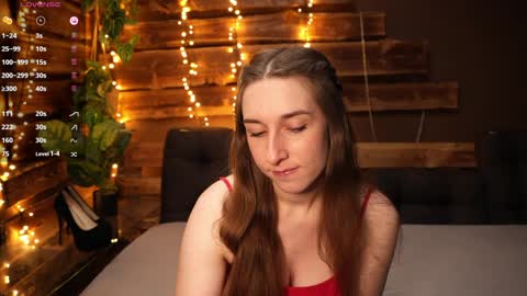 hotfrecklesgirl online show from February 4, 2026, 1:50 pm