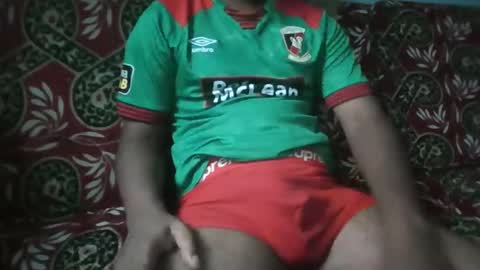 hotguyy001 online show from March 16, 2026, 5:44 am