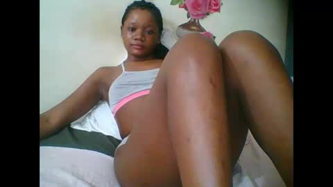 LOYCE online show from October 22, 2025, 9:14 pm