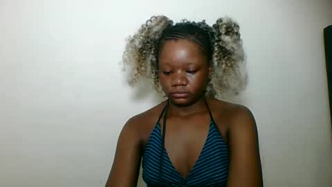 LOYCE online show from June 1, 2026, 12:45 am