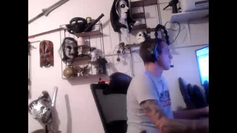 Snapshot of hotkinkytat chatting on February 20, 2025, 12:08 am hotkinkytat online show from February 20, 2025, 12:08 am