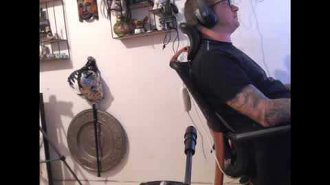 hotkinkytat online show from March 29, 2026, 10:37 am