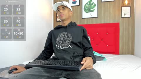 Snapshot of hotkoljeixxx chatting on December 17, 2024, 3:17 am Hotkoljei online show from December 17, 2024, 3:17 am