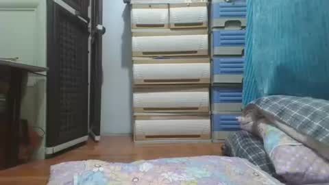 hotlavender online show from March 4, 2026, 5:24 am