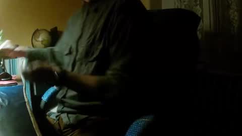 hotleopold online show from November 29, 2025, 9:40 pm