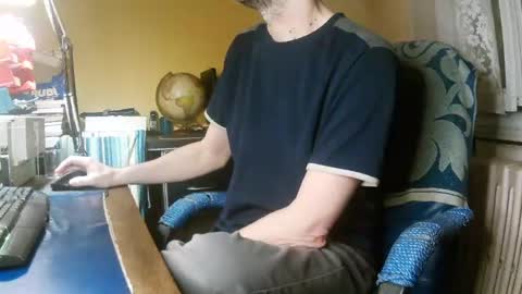 Snapshot of hotleopold chatting on April 30, 2026, 10:14 pm hotleopold online show from April 30, 2026, 10:14 pm