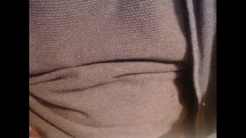 hotlux_54 online show from March 1, 2025, 11:37 pm