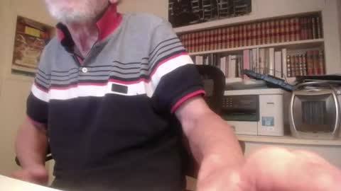 Snapshot of hotlux_54 chatting on June 14, 2026, 10:34 pm hotlux_54 online show from June 14, 2026, 10:34 pm
