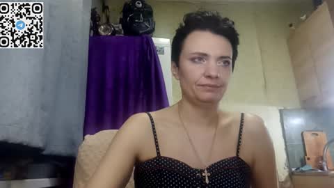 hotmamaqueen234 online show from March 21, 2026, 12:04 am
