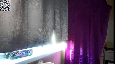 hotmamaqueen234 online show from June 23, 2026, 11:52 am