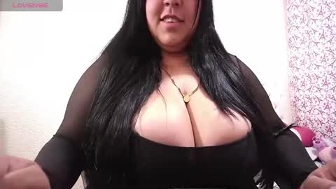 Natalia online show from April 8, 2026, 6:52 pm