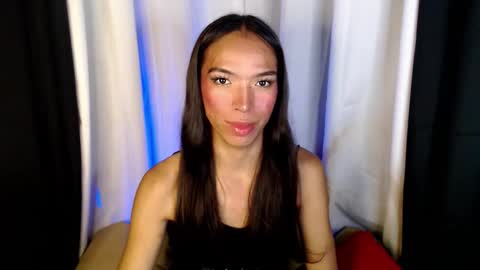 HI its me youre lovely MICHAELA  online show from December 2, 2025, 4:35 pm