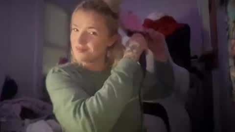 Hannah Montana online show from November 14, 2025, 6:56 am