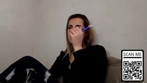 hotmusex online show from April 23, 2026, 11:09 am