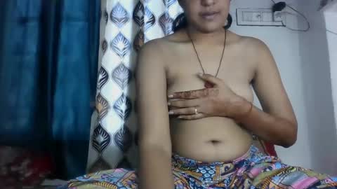 Snapshot of hotnsweetindian chatting on October 6, 2025, 5:49 am lola online show from October 6, 2025, 5:49 am