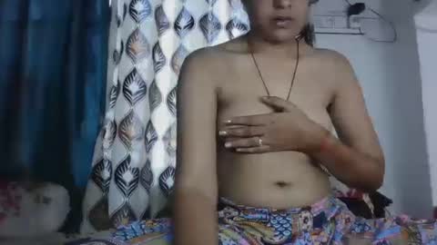 Snapshot of hotnsweetindian chatting on October 23, 2025, 5:51 am lola online show from October 23, 2025, 5:51 am