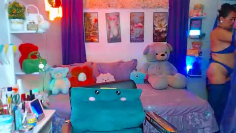 hotpinay_mira online show from March 7, 2026, 1:24 am