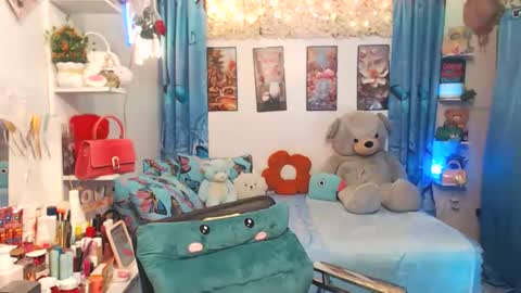 hotpinay_mira online show from April 2, 2026, 2:53 am