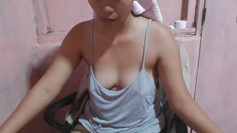 hotpink4u04 online show from January 11, 2025, 9:15 am