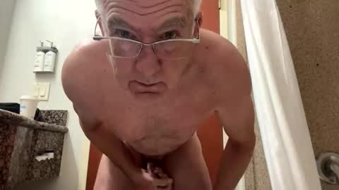 Snapshot of hotsilverdady chatting on December 15, 2025, 3:27 pm hotsilverdady online show from December 15, 2025, 3:27 pm