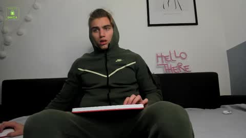 Snapshot of hotsportylad chatting on December 15, 2025, 6:17 am Kyle Baker online show from December 15, 2025, 6:17 am