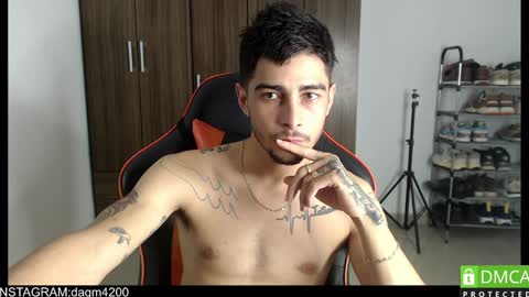 Snapshot of hotsteel420 chatting on December 14, 2024, 3:04 pm hotsteel420 online show from December 14, 2024, 3:04 pm