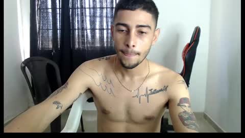 Snapshot of hotsteel420 chatting on March 7, 2025, 2:12 pm hotsteel420 online show from March 7, 2025, 2:12 pm