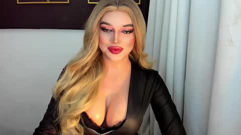 STELLA online show from February 28, 2026, 6:42 pm