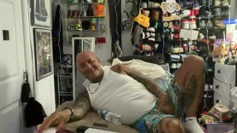 hotstuff775616 online show from February 25, 2026, 3:38 am