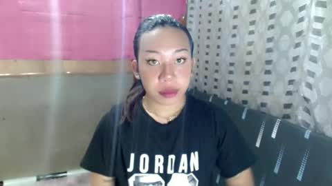 jelaigrande  online show from July 6, 2026, 1:57 am