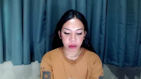 jelaigrande  online show from July 10, 2026, 5:56 am
