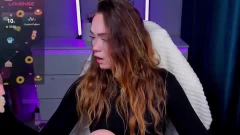 hello Im Eva online show from March 11, 2026, 1:17 pm