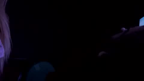 hottie940534 online show from February 24, 2026, 2:20 am