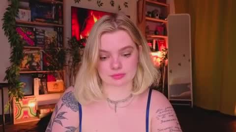 Snapshot of hottie_jane chatting on April 4, 2026, 5:54 pm Jane online show from April 4, 2026, 5:54 pm