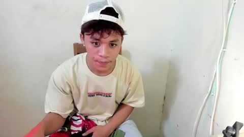 Snapshot of hottie_migs chatting on July 12, 2026, 1:02 pm hottie_migs online show from July 12, 2026, 1:02 pm