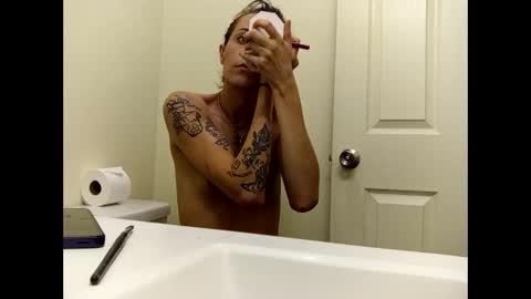 Snapshot of hottiefrmhell97 chatting on November 23, 2025, 5:07 am Lucky online show from November 23, 2025, 5:07 am