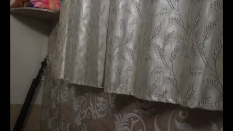hottiemax279 online show from July 18, 2026, 7:56 am