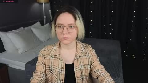 Snapshot of hottokori chatting on April 12, 2026, 5:34 am Kori online show from April 12, 2026, 5:34 am
