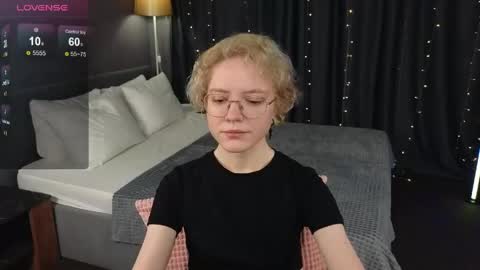 Snapshot of hottokori chatting on May 11, 2026, 3:45 am Kori online show from May 11, 2026, 3:45 am