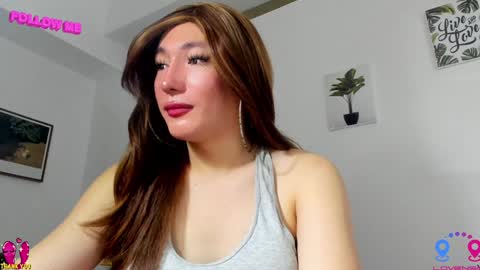 crishinahotty online show from December 24, 2024, 6:33 am