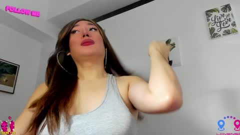 crishinahotty online show from December 25, 2024, 9:02 am