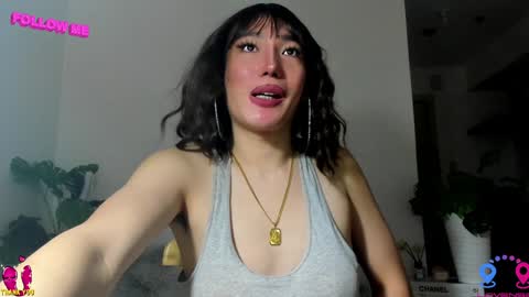 crishinahotty online show from February 6, 2025, 6:29 am